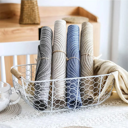 GoXteam Round Woven Placemats, 4 Pcs, 15" Braided Woven Placemats, Attractive Kitchen Place Mats, Round Placemats as Table Mat (Beige)