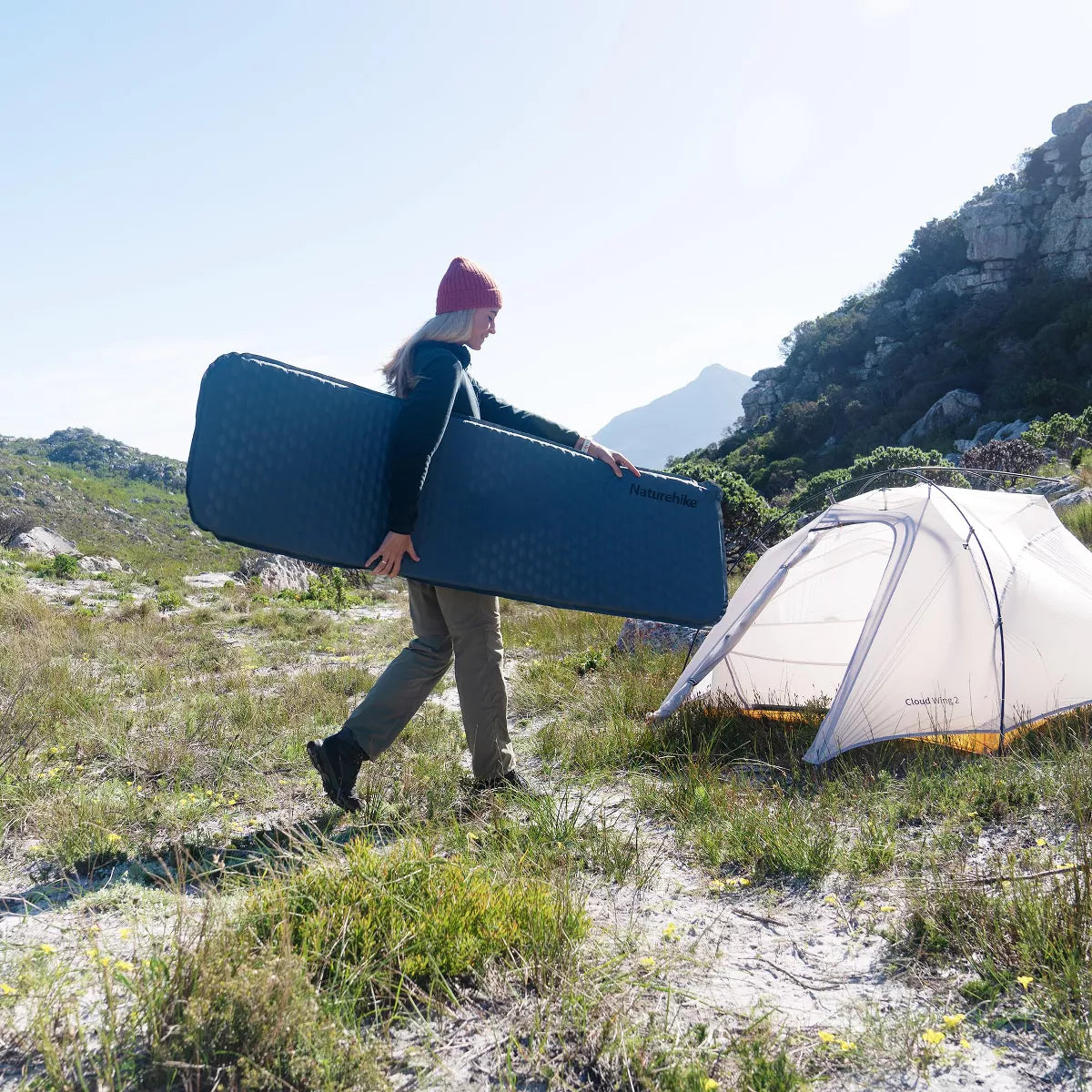 Naturehike Ultralight Self Inflating Insulated Sleeping Pad with Foam,Lightweight Rectangular Sleeping Mat for Camping Hiking,ISPO Award Winner 2024