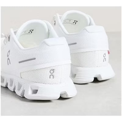 On Women's Cloud 5 Sneakers Running Shoes White/White, Size 8.5