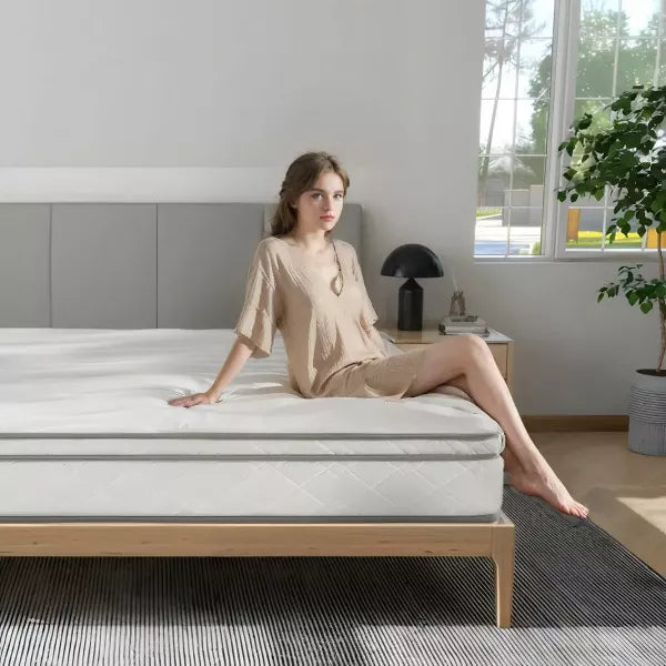 Wooakway Queen Size 79.9" L 59.8" W 12" H Hybrid Mattress in a Box with Gel Memory Foam Individually Wrapped Pocket Coils Innerspring