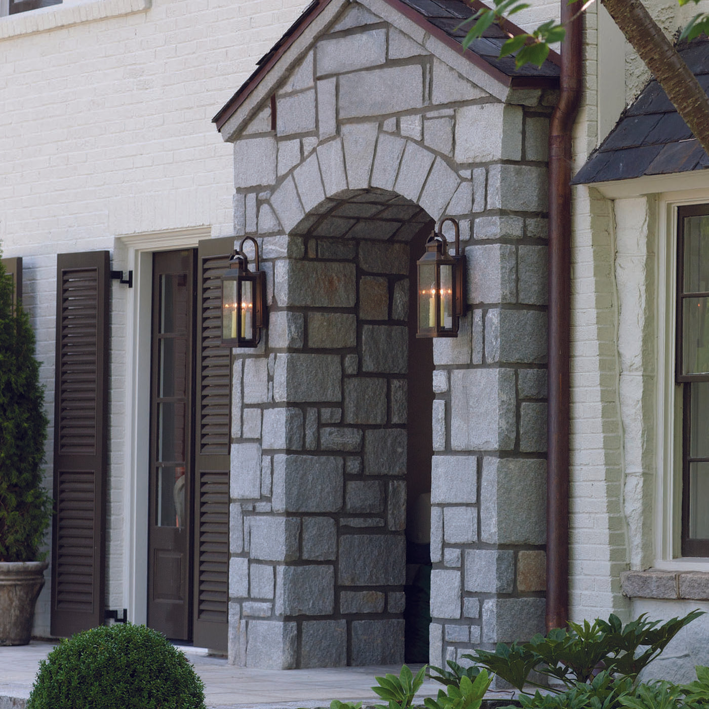 Revere Outdoor Wall Light