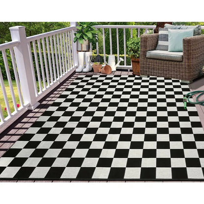 GOTGELIF 9x18 Outdoor Rug Plasti Straw Rug Waterproof Area Rugs Reversible Patio Rug Portable Rug Black and White Outdoor Rug with 4 Ground Nails for RV,Patio,Backyard,Deck,Picnic,Beach