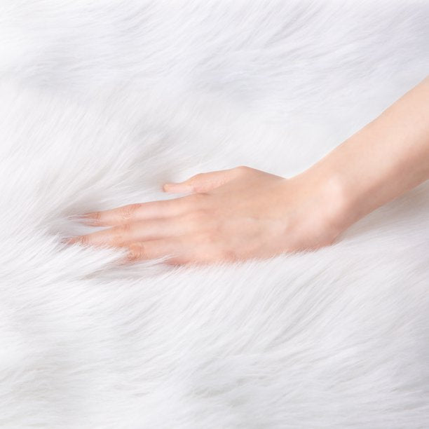Soft Fluffy Faux Sheepskin Fur Area Rug Shag Plush Mat Home Decorative, White, 2 x 3 feet