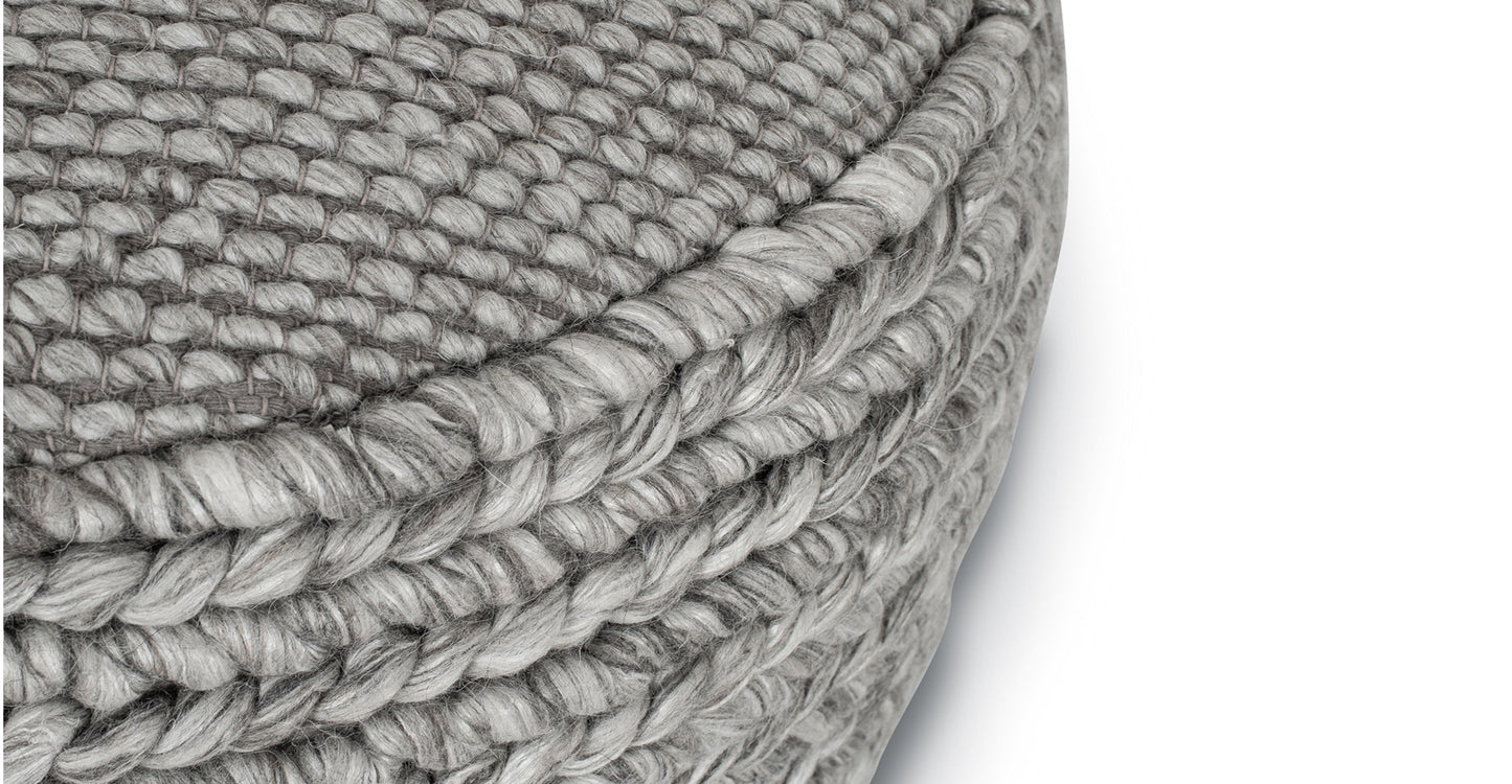 Leon 30" Pouf