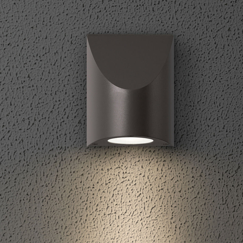 Inside-Out Shear Small Wall Light