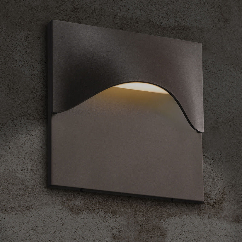 Inside-Out Tides High Wall Light