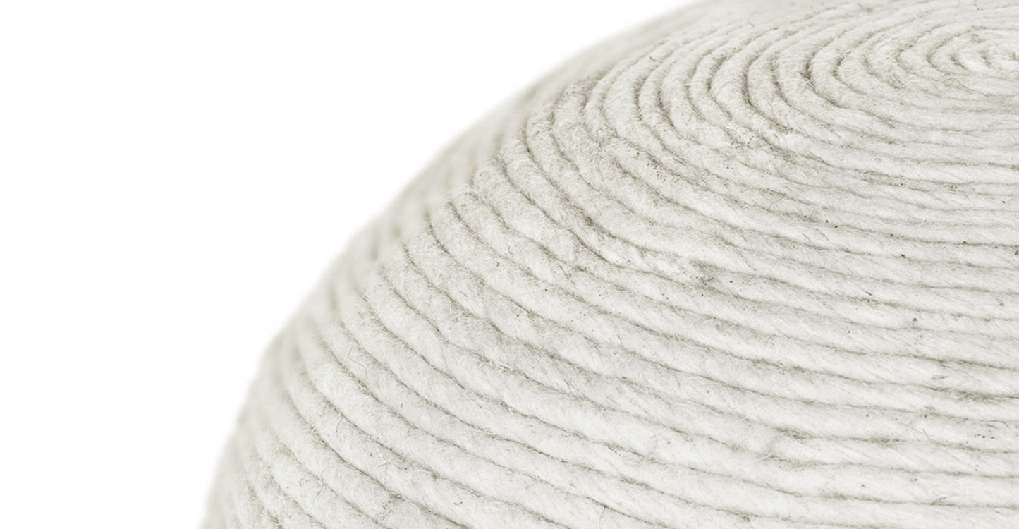 Lia 20" Pouf