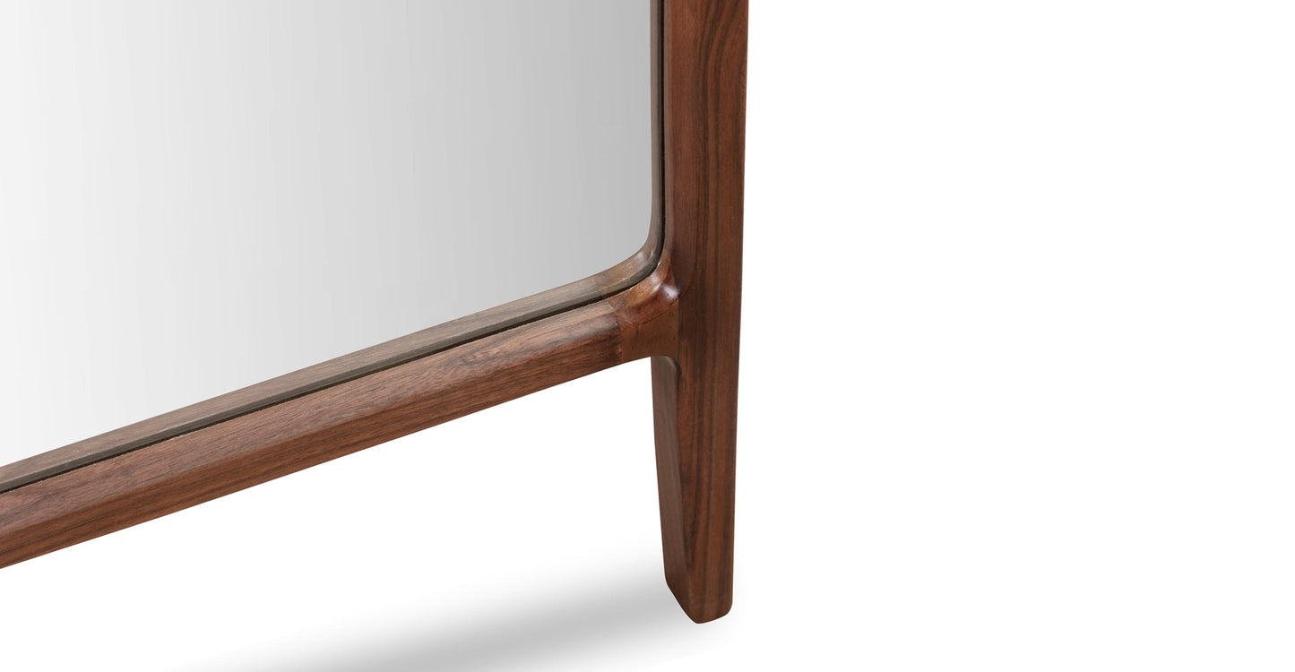 Kurva Floor Mirror