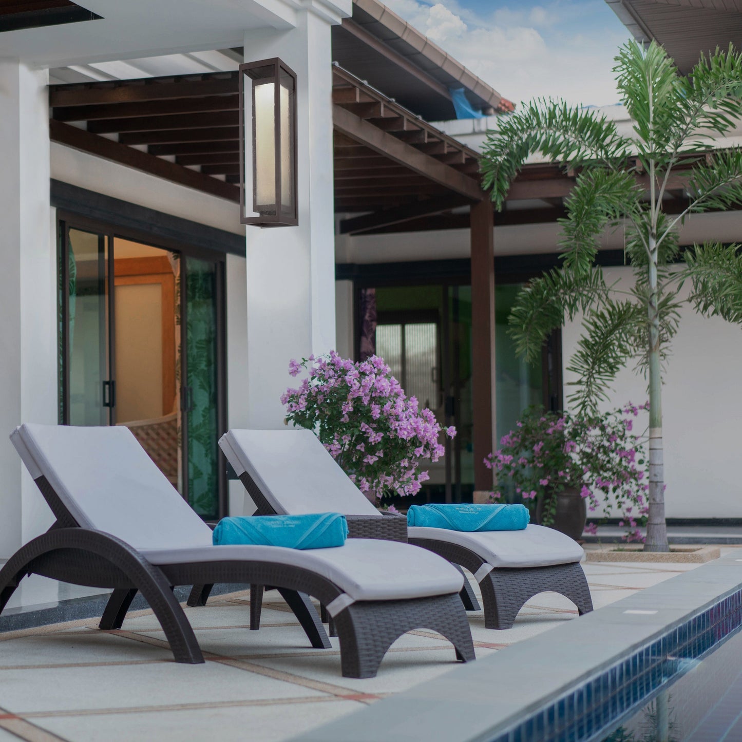 Double Box Outdoor Wall Sconce
