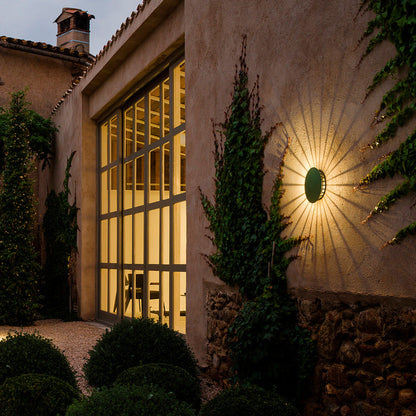 Meridiano Outdoor Wall Sconce